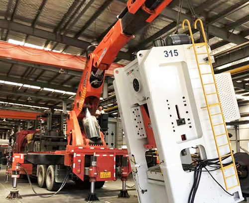 西流河镇提升工作效率，选择优质折臂吊租赁服务