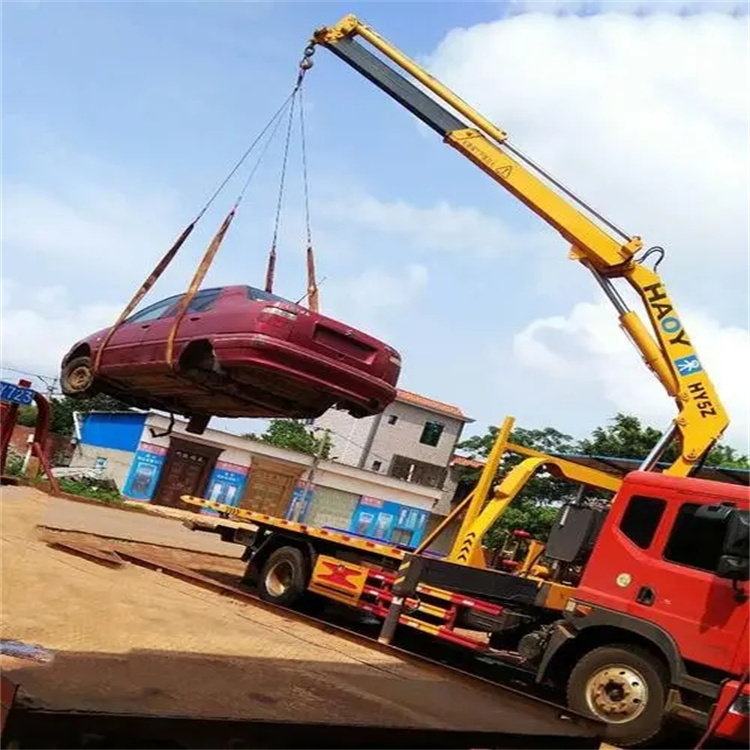 西流河镇吊车救援小汽车怎么吊