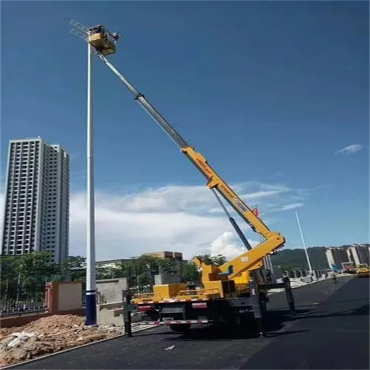 西流河镇维修路灯的曲臂升降车出租