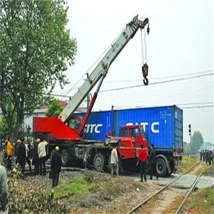 西流河镇如何快速找到附近的吊车救援公司