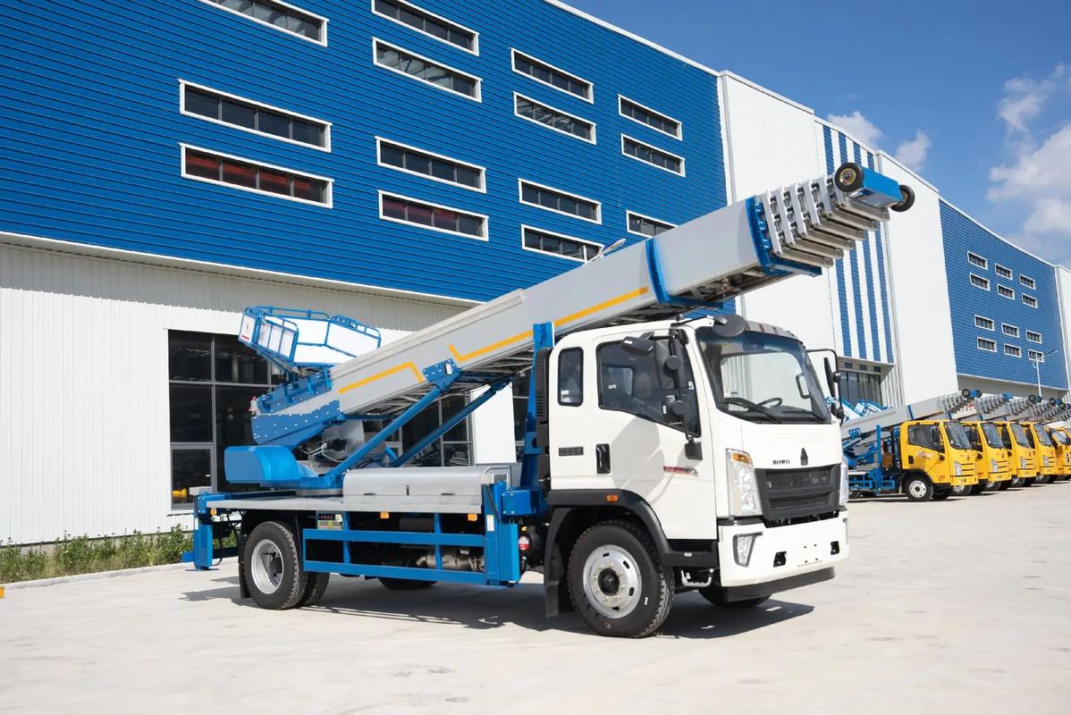 西流河镇出租云梯车高空作业车 建筑垃圾搬运