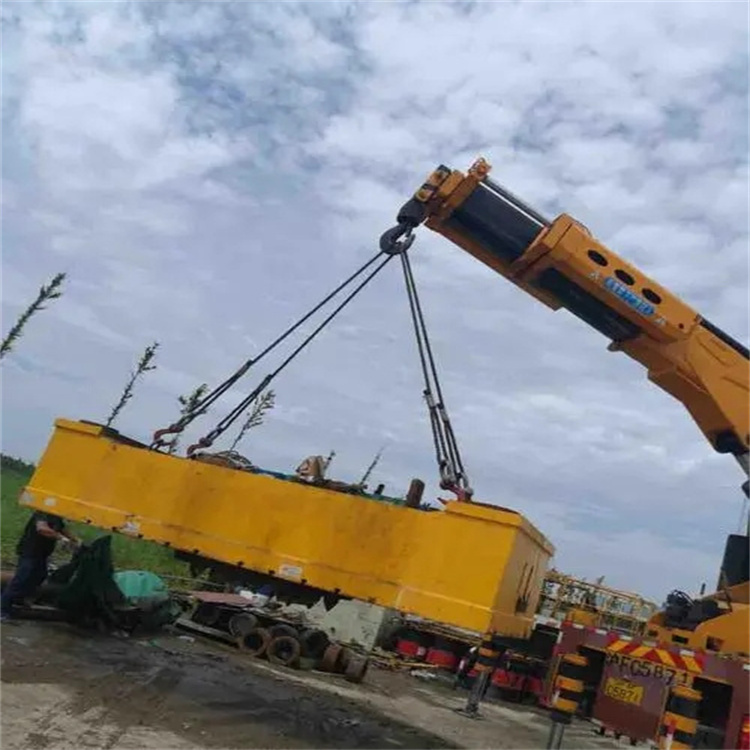 西流河镇专业吊车出租哪家好